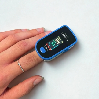 Pulsoximeter för fingertoppen